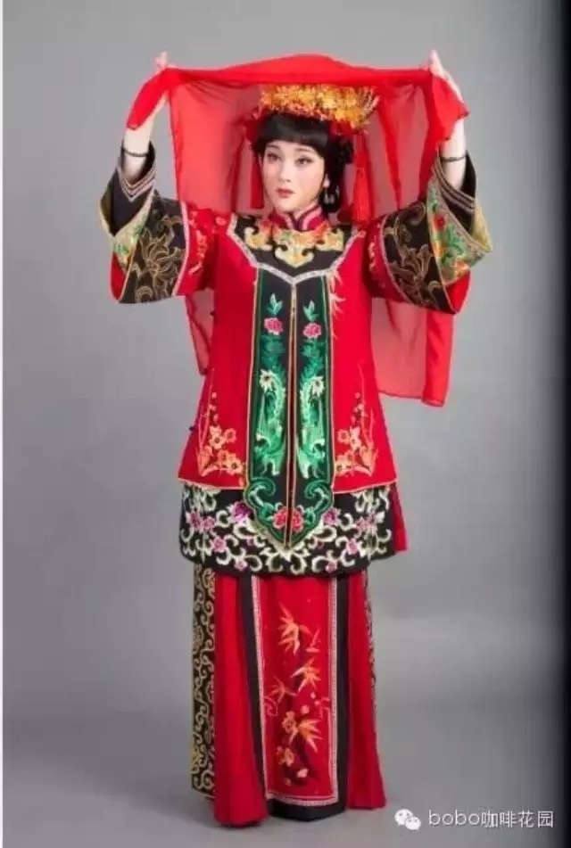 瓯剧艺术沙龙——戏曲闺门旦的精致与唯美(主讲 蔡晓秋）1.jpg